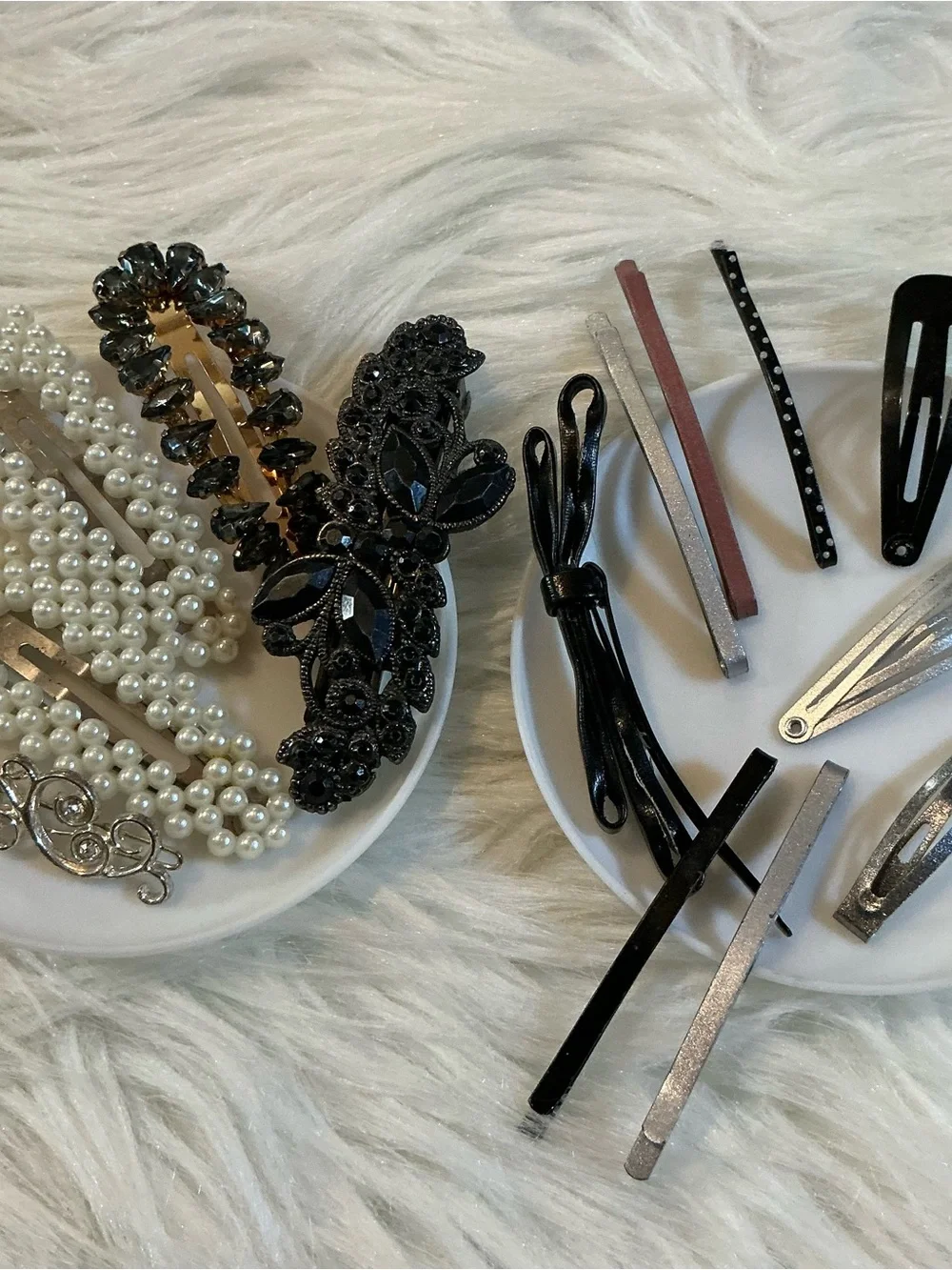 14 vintage hair clips and accessories